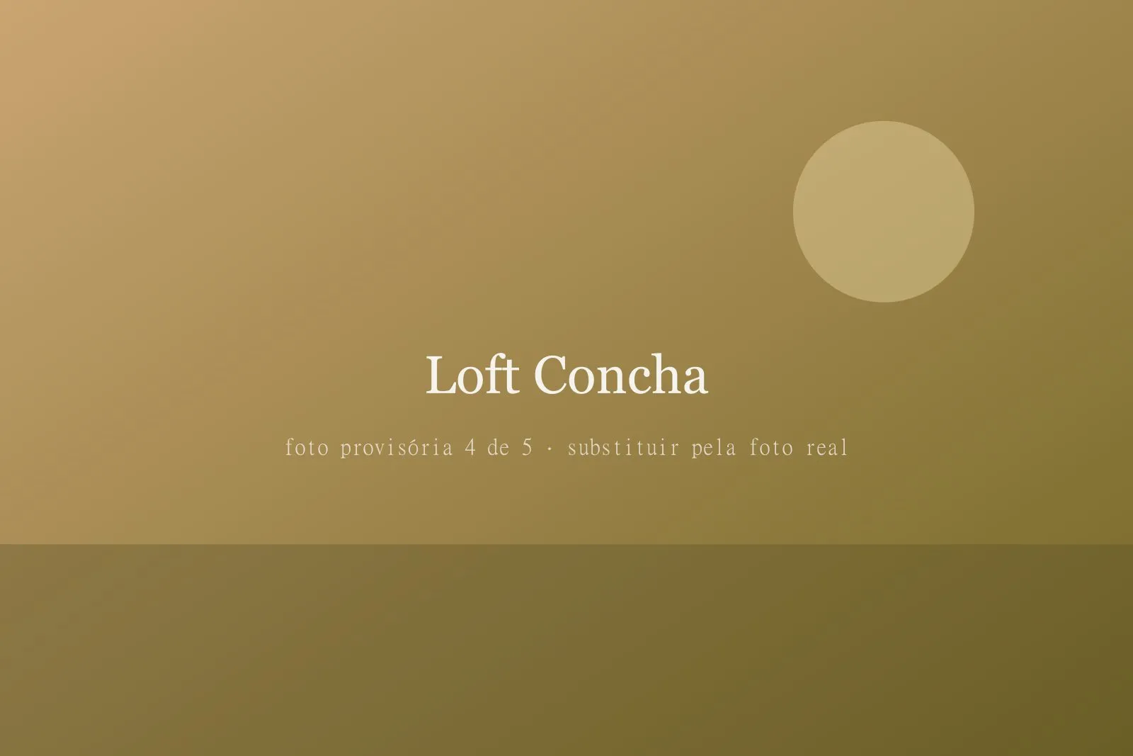 Banheiro do Loft Concha com chuveiro e toalhas